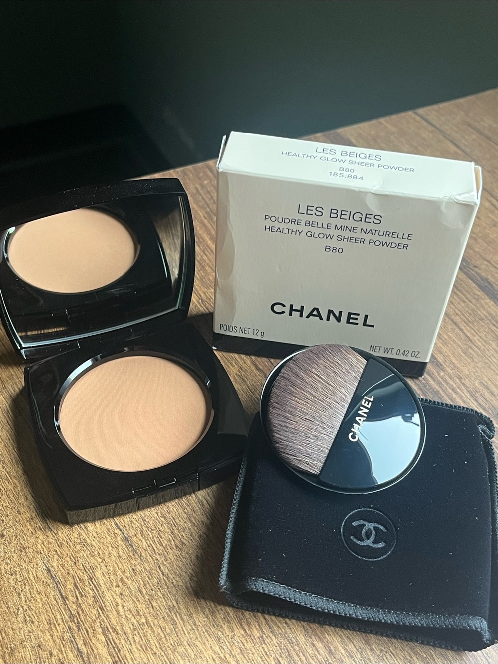 CHANEL Les Beiges Healthy Glow Sheer Powder B80